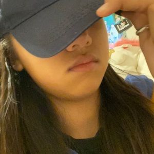 Meet your Posher, Gladys